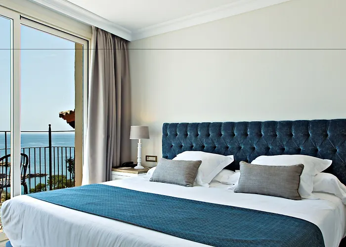 Hotel Aigua Blava 4*