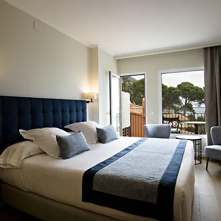 Hotel Aigua Blava 4*